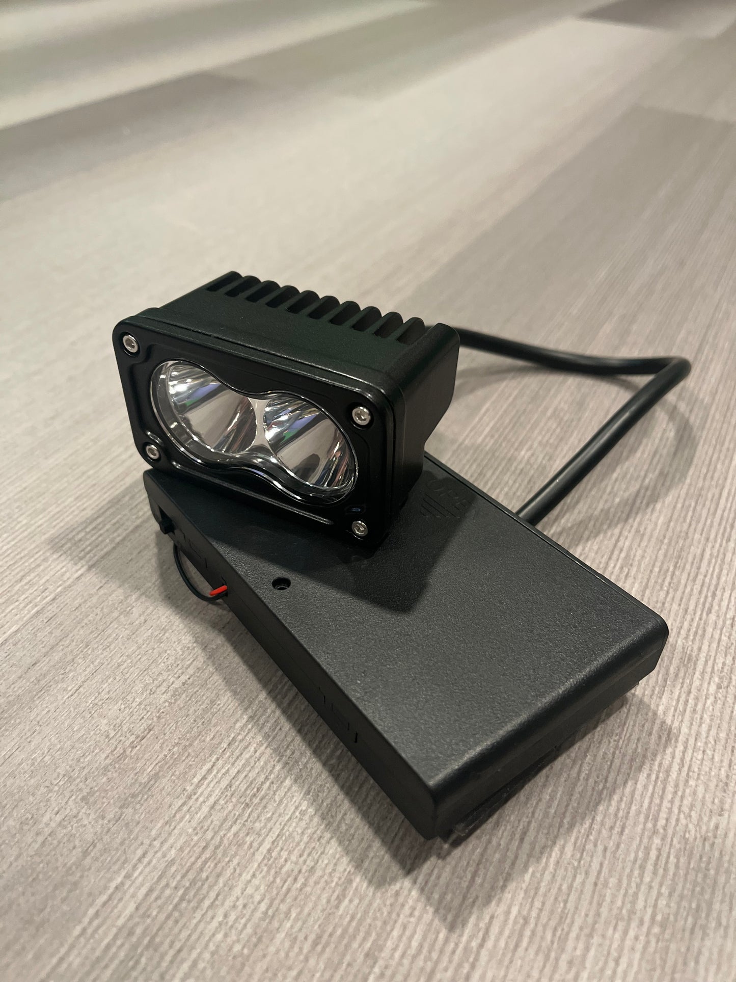 Battery powered Baja light