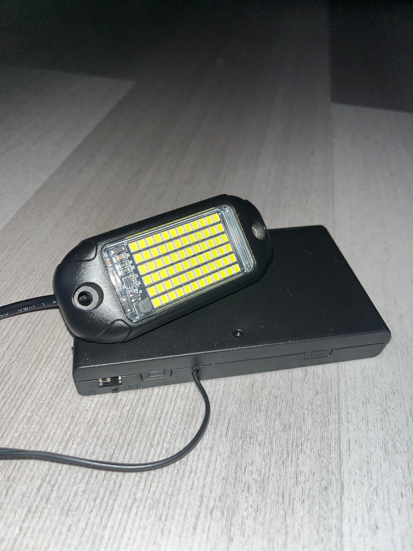 V2 Battery Powered Rock Light